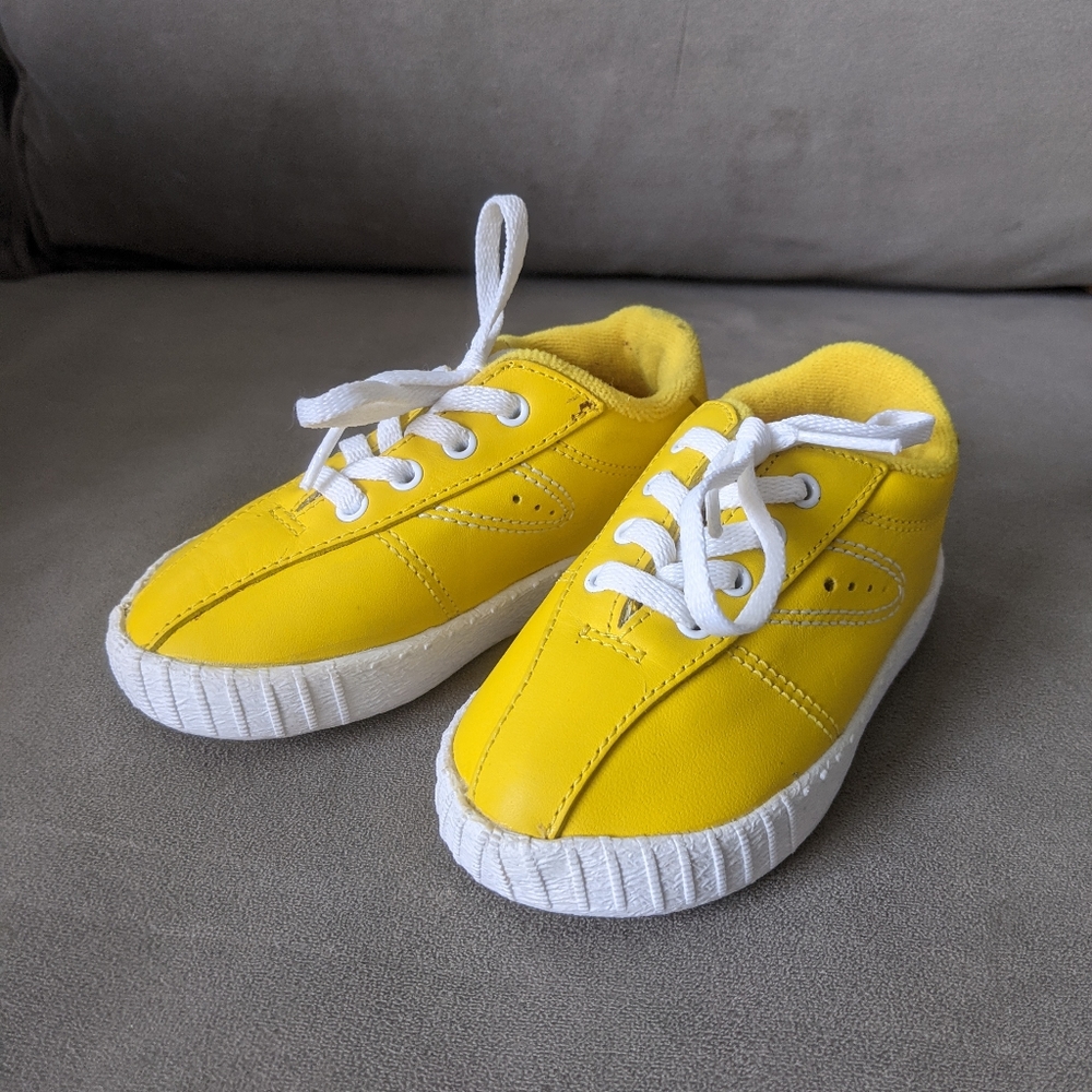 Yellow Tretorn Tennis shoes toddlers 7 M